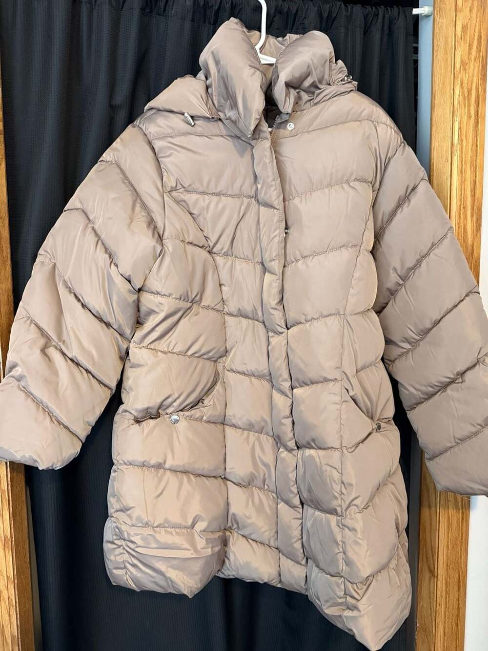 Steve Madden Women's Plus Size Chevron Quilted Puffer Jacket Coat Tan Size 1X NW